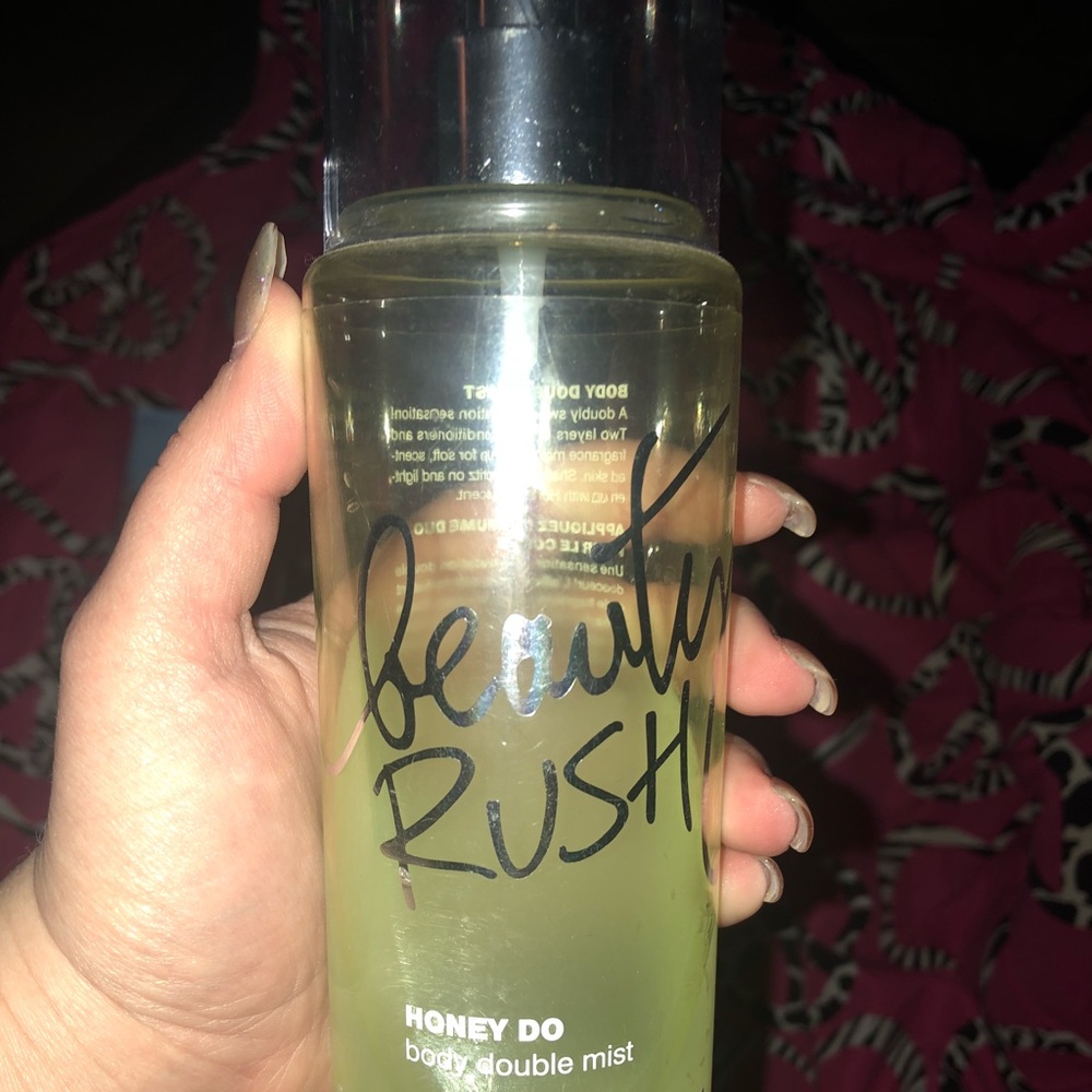 BEAUTY RUSH LOT - Picture 2 of 4